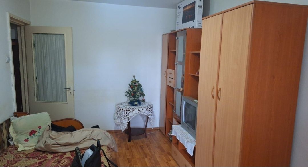 Garsoniera de închiriat Craiova