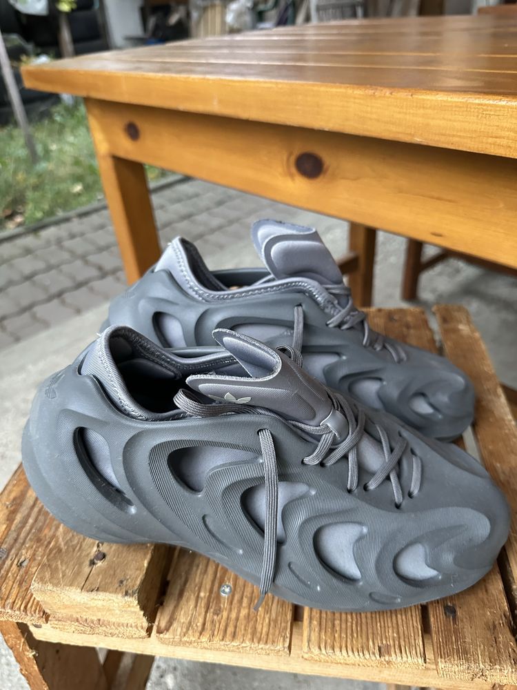Adidas Adifom 42 и 2/3 номер