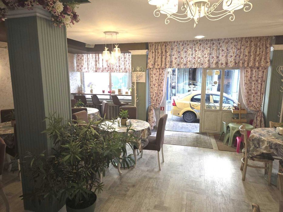 Дава се под наем Заведение в Варна, Център - 220 кв.м за 1500 € - Снимка #10