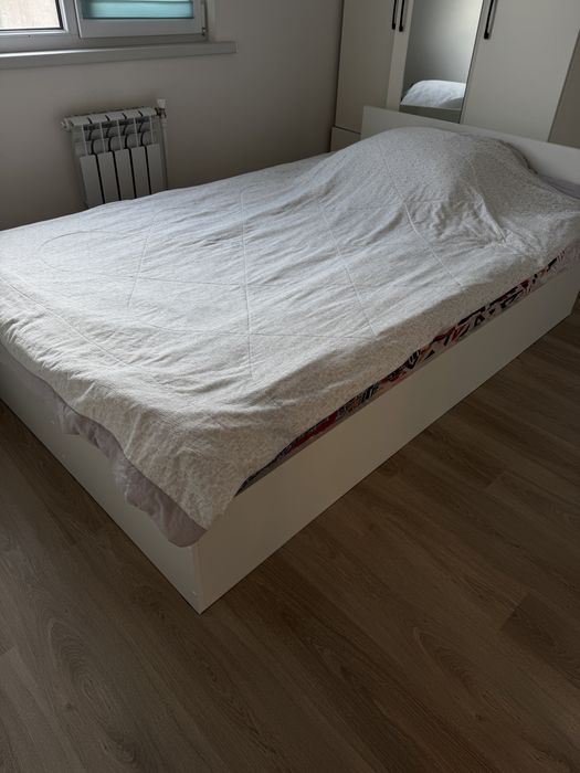 Продам кровать 120х200 с матрасом. Практически новая