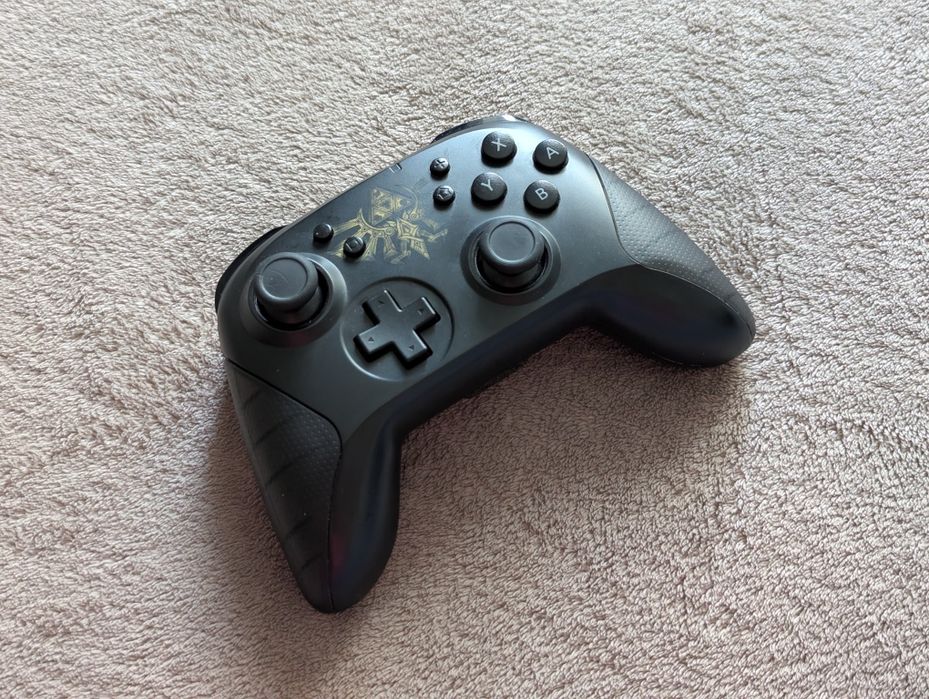 Nintendo switch Hori Pro геймпад Zelda Edition