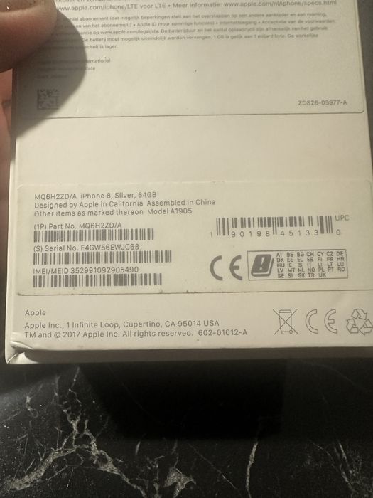 Предлагам iphone 8