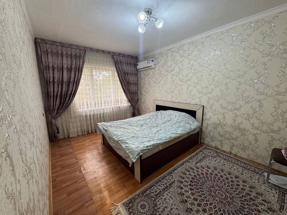 Аренда хорошая 3-х комнатная на массиве БУЗ -2( ЭКО базар)