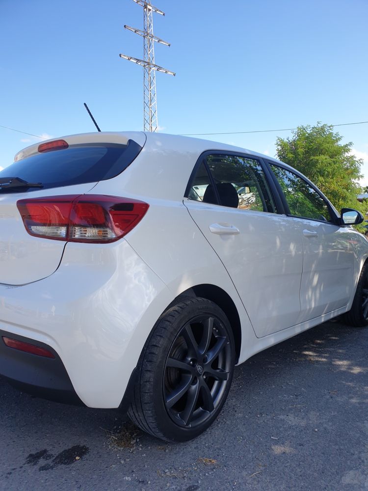 Kia Rio 2018г Автоматик