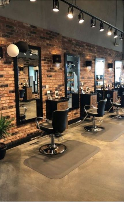 Barbershop - frizer la tine acasă.