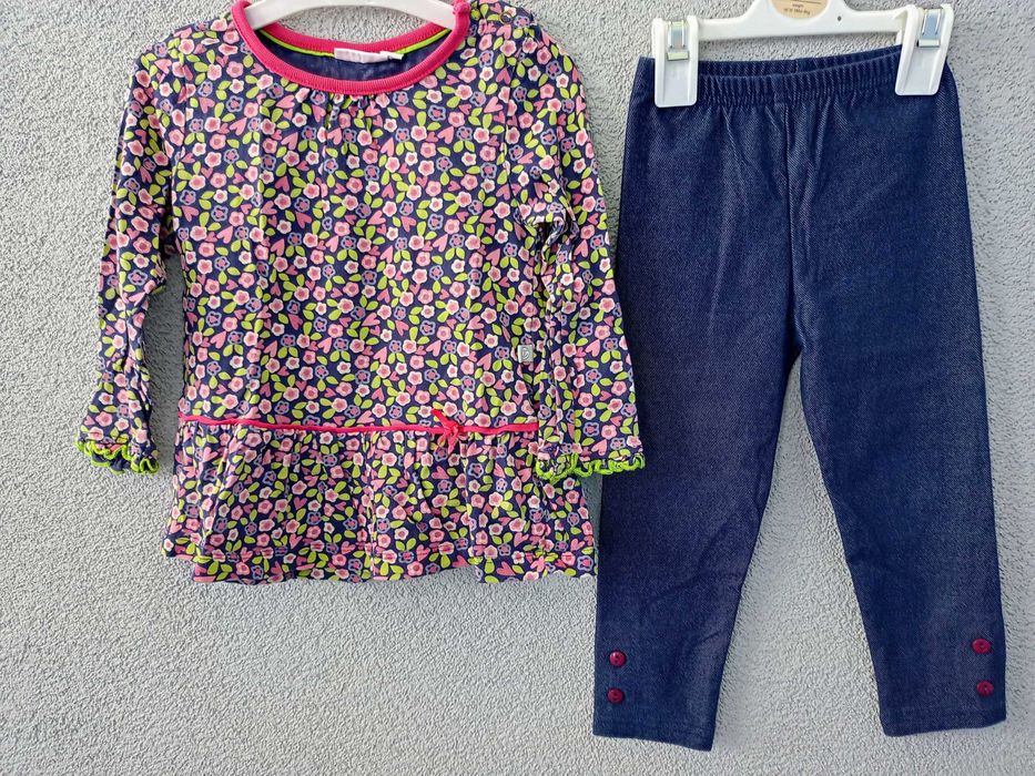 Дрешки за момиче размер 18-24м.