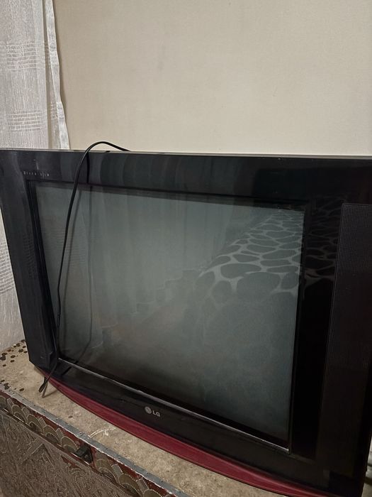 Срочно продается телевизор