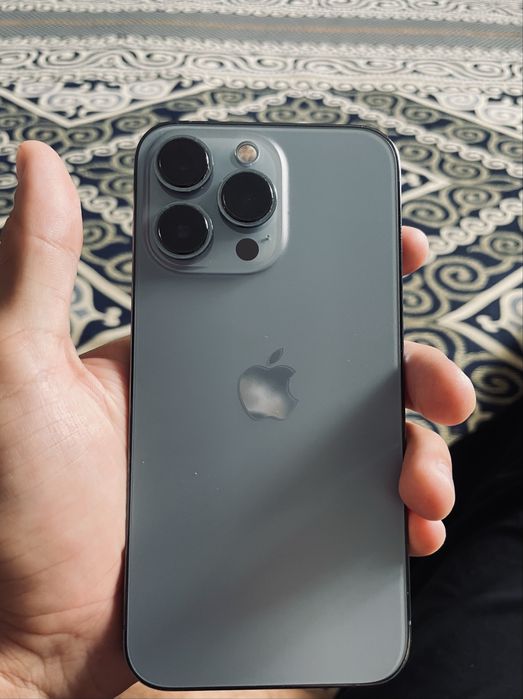 iphone 13 pro, Sky blue