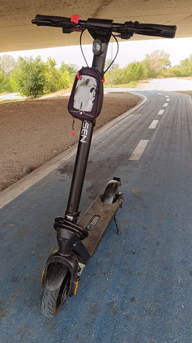 Vând trotineta iSEN X9 plus Negru