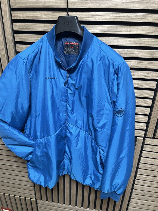 MAMMUT : Леко изолацоинно яке  размер Л / Оригинал