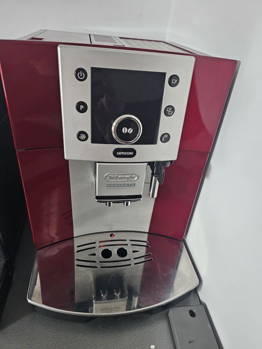 Aparat de cafea delonghi perfecta capuccino