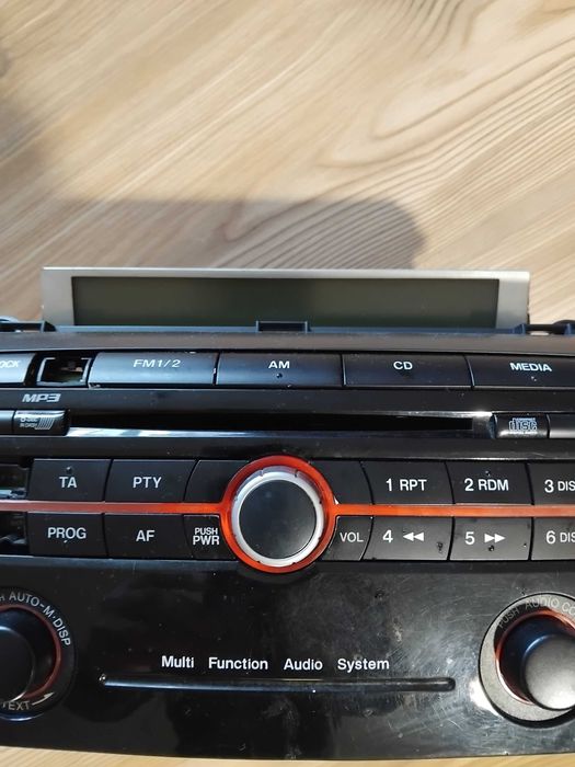 Оригинално сд мр3 за Мазда 3