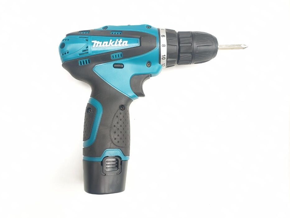 Акумулаторен винтоверт Makita 12V 1.3Ah Стандартна окомплектовка: 2 x