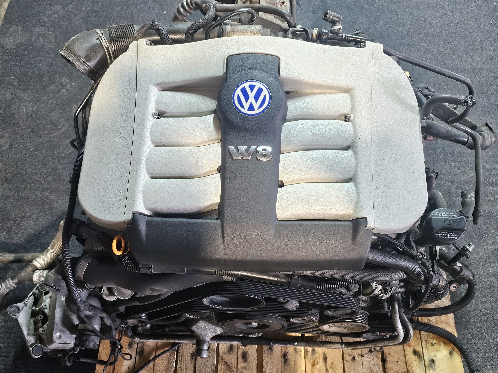 Motor 4.0 W8 Volkswagen Passat B5.5 + cutie de viteze automata 

Cod m
