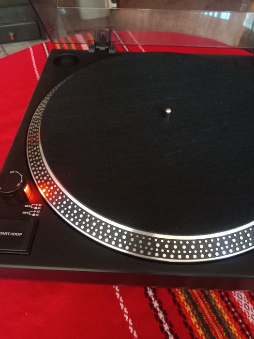 Грамофон Dual- belt drive.