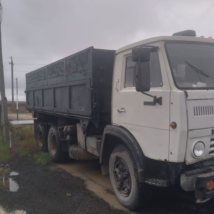 Продам 2 камаза  сельхоник 1989г