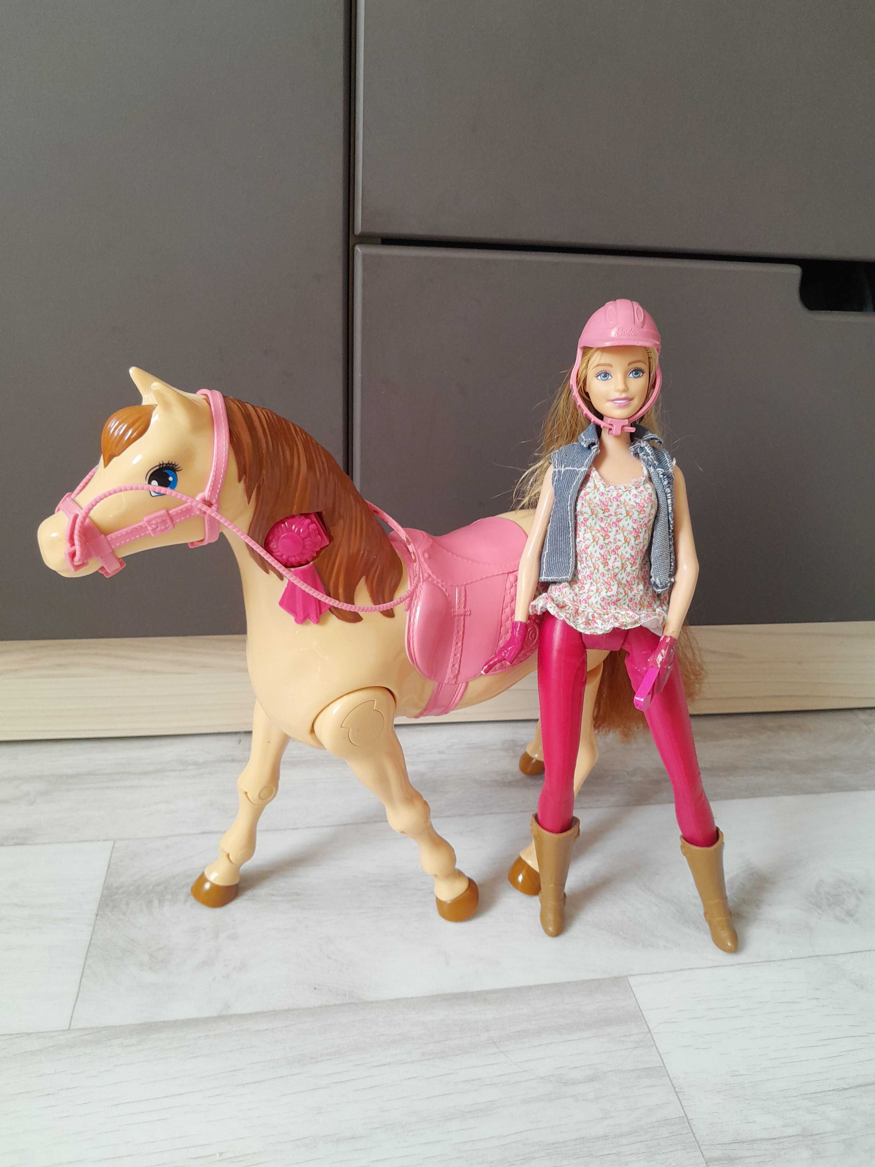 Кукла Барби с лошадью на батарейка