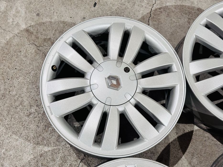 4бр ал Renalt Laguna Espase 17цола оригинални