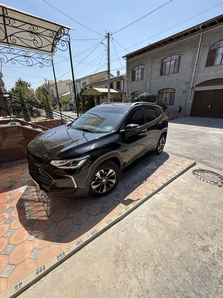tracker 2 preimer