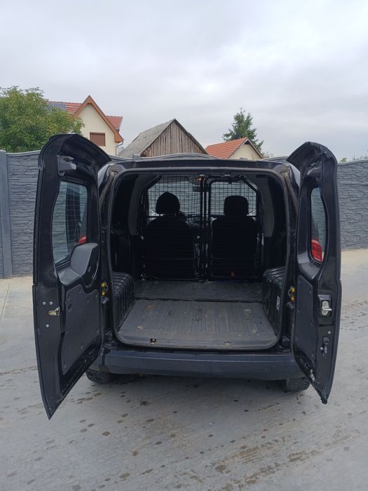 Vând Fiat Fiorino 1.3JTD