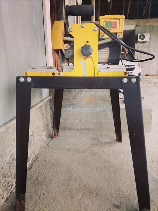 Плиткорез электрический