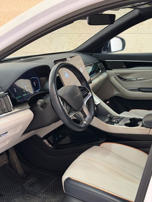 Официальный Byd Автосалон  Champion 605км 27500$