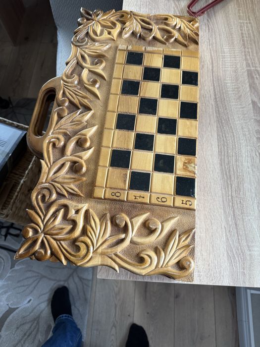 Шахматы деревянные