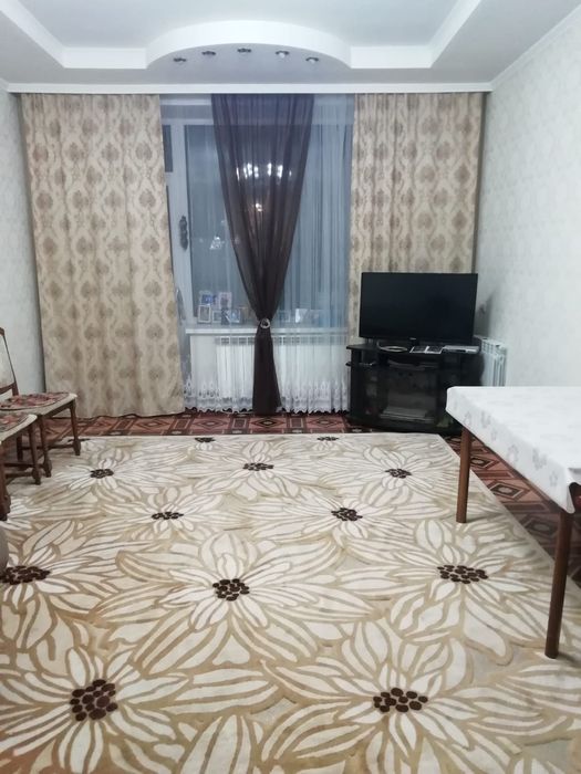 Продам 2х ком квартиру в центре