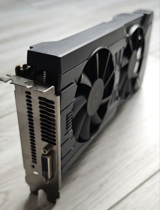 Видеокарта Power Color 570 8G DVI порт