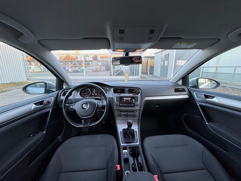 Volkswagen Golf 1.6 Comfortline