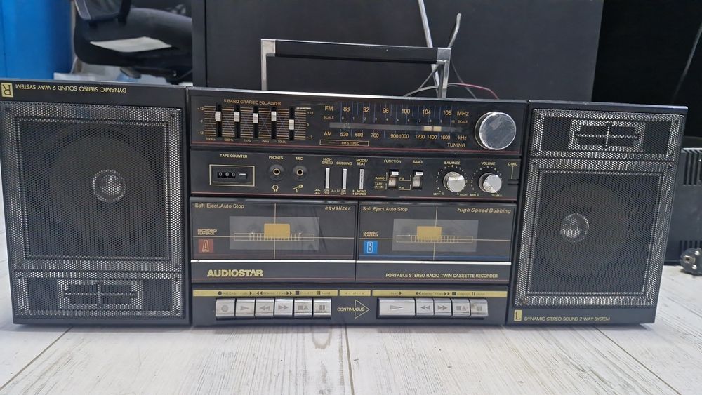Radiocasetofon vintage AUDIOSTAR – dublu casetofon, radio AM/FM, egali
