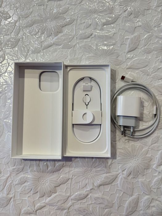 iPhone 16 Pro max 256GB Desert  Titanium 3г. гаранция!