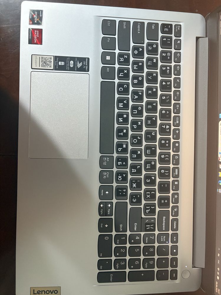 Srochna $250 Lenovo 12- pokoleniya