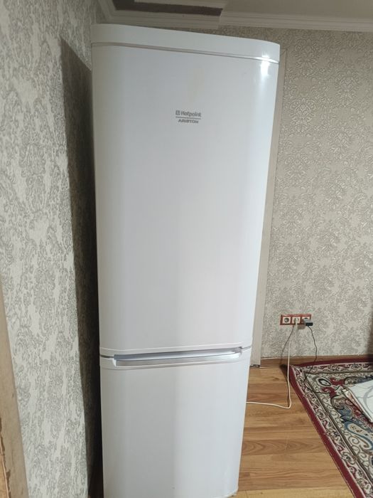 Холодильник.      .