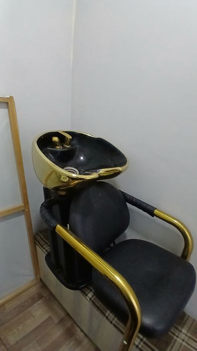 Bosh yuvadigan moyka salon uchun