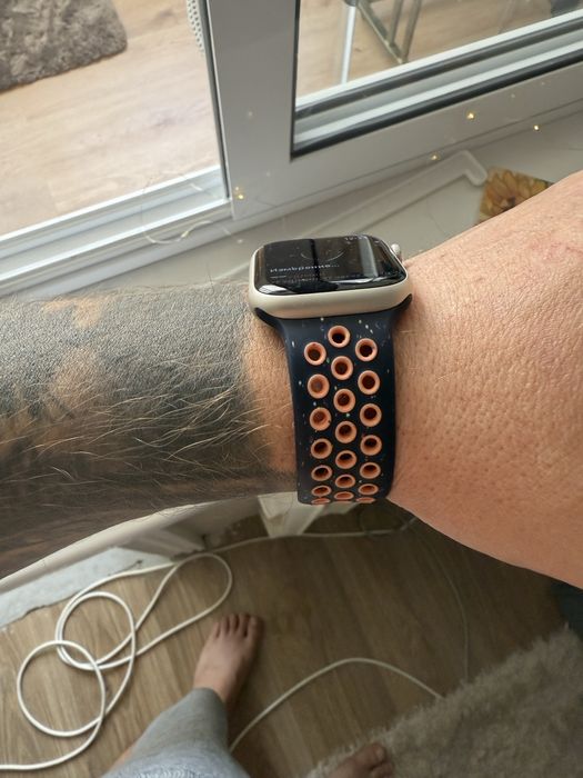 Apple watch 8-45