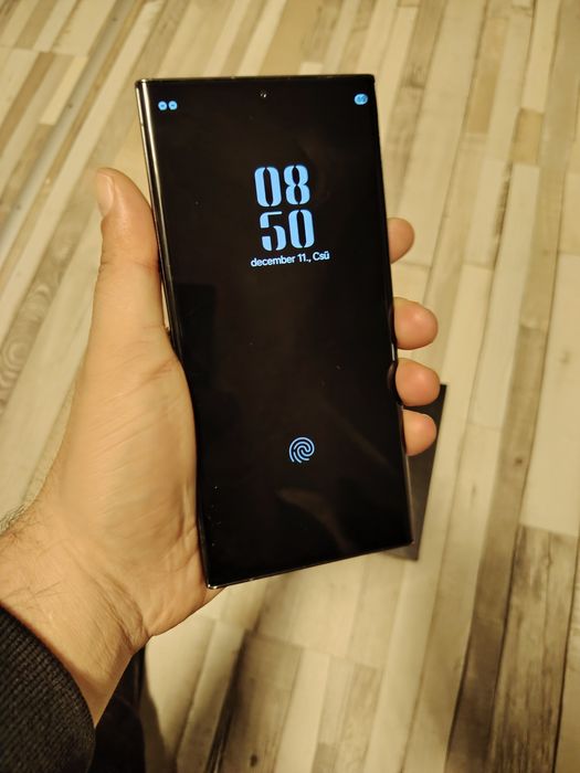 Samsung Galaxy S23 Ultra ca Nou