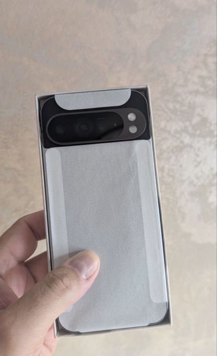 Google Pixel 9 PRO XL • 256 GB • NOU • Garantie