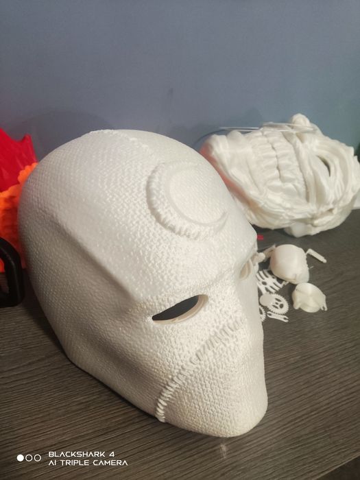 Продавам: 3D маска Moon Knight