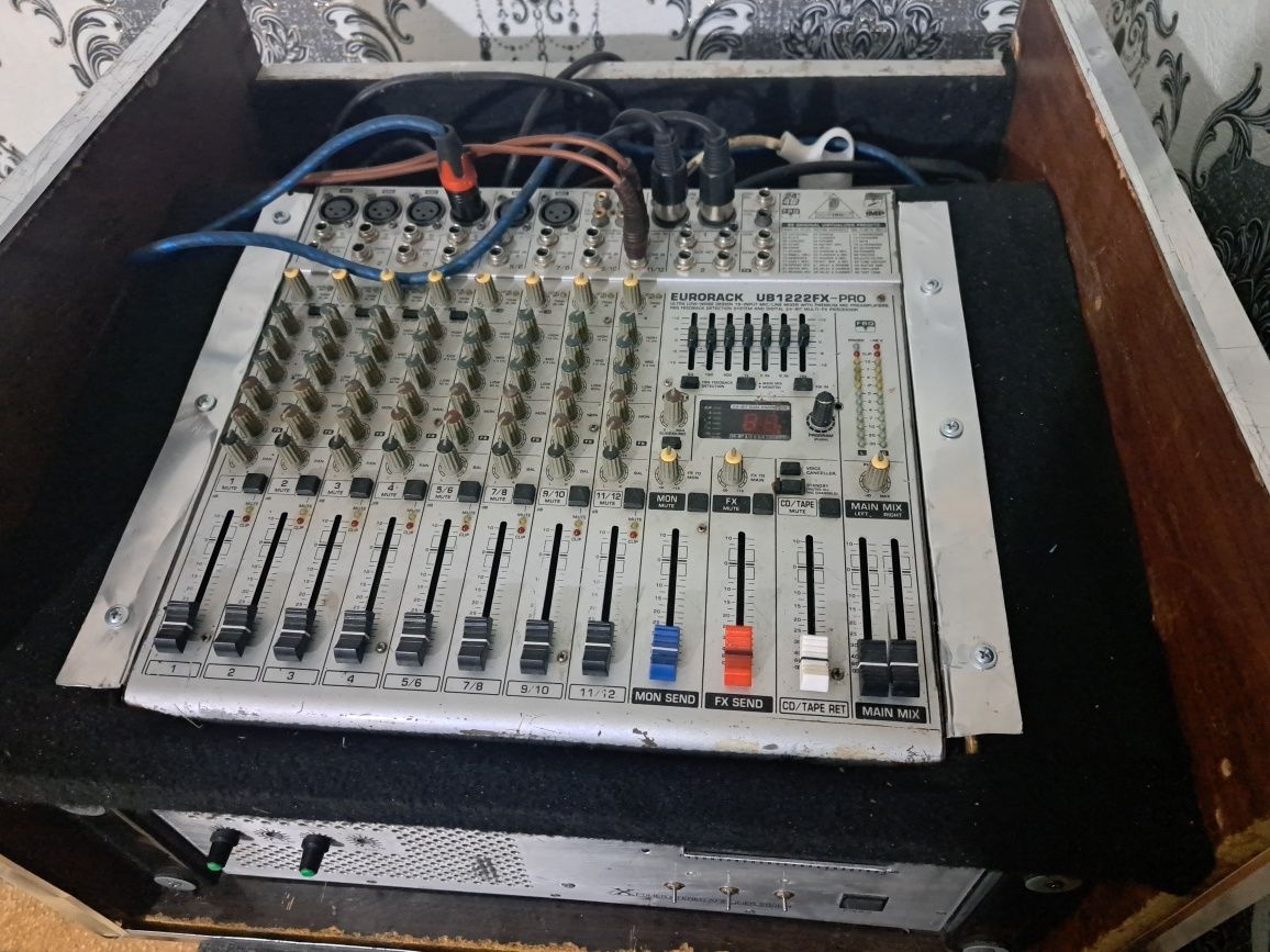 Kamplekt apparatura sotiladi!!!