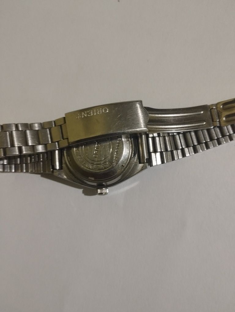 Orient soat sotiladi