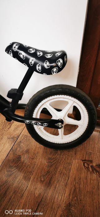 Bicicleta de echilibru fara pedale