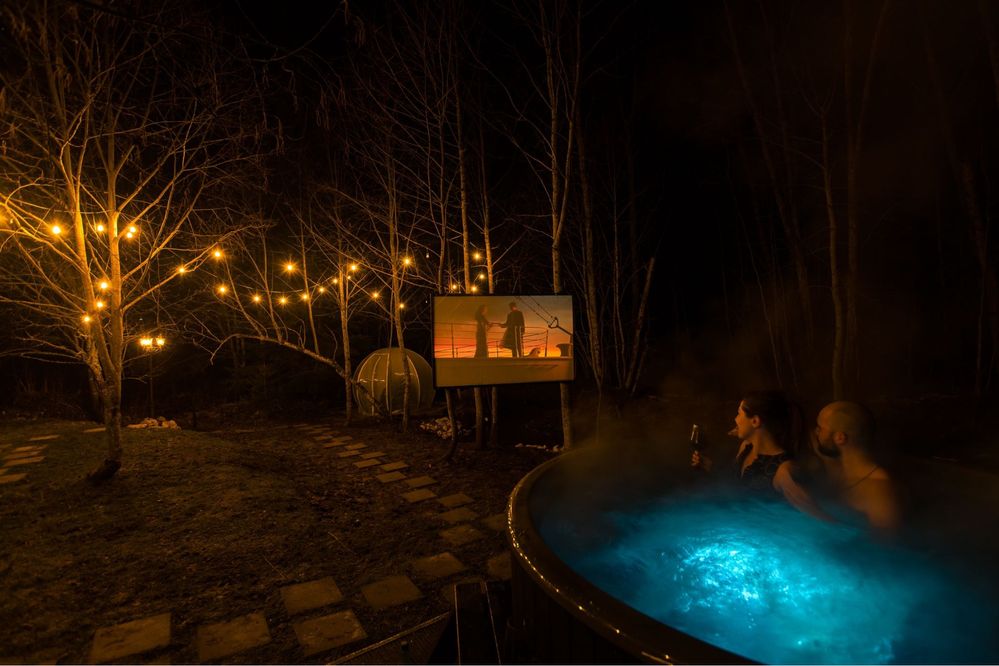 CABANA A-FRAME si jacuzzi de inchiriat