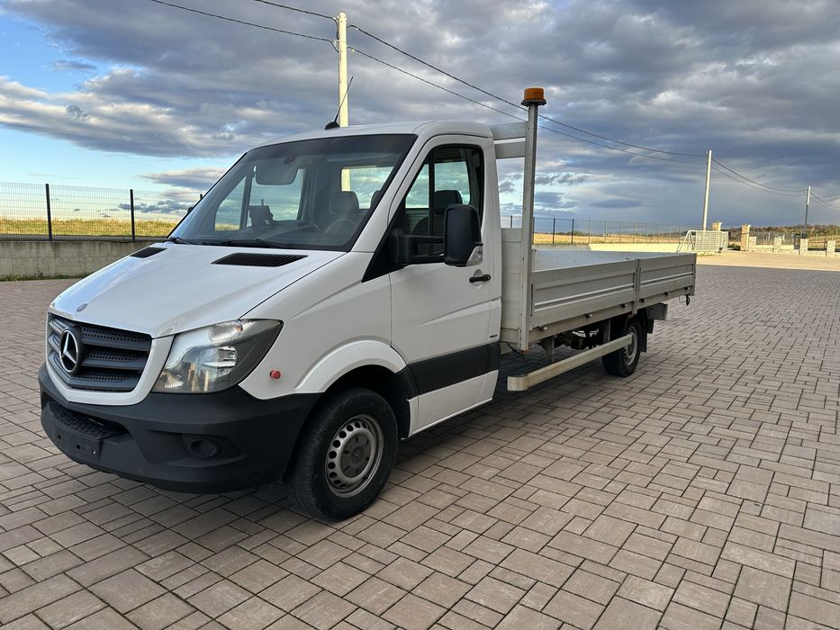 Mercedes-Benz Sprinter 319
