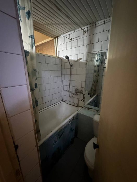 Продаётся 2/2/4 на Максим Горьком