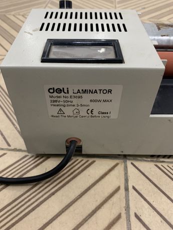 Deli Laminator/ Дели Ламинатор E-3895.