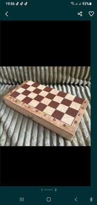 Продам- новые Шахматы с шашками - фирмы- Ладья