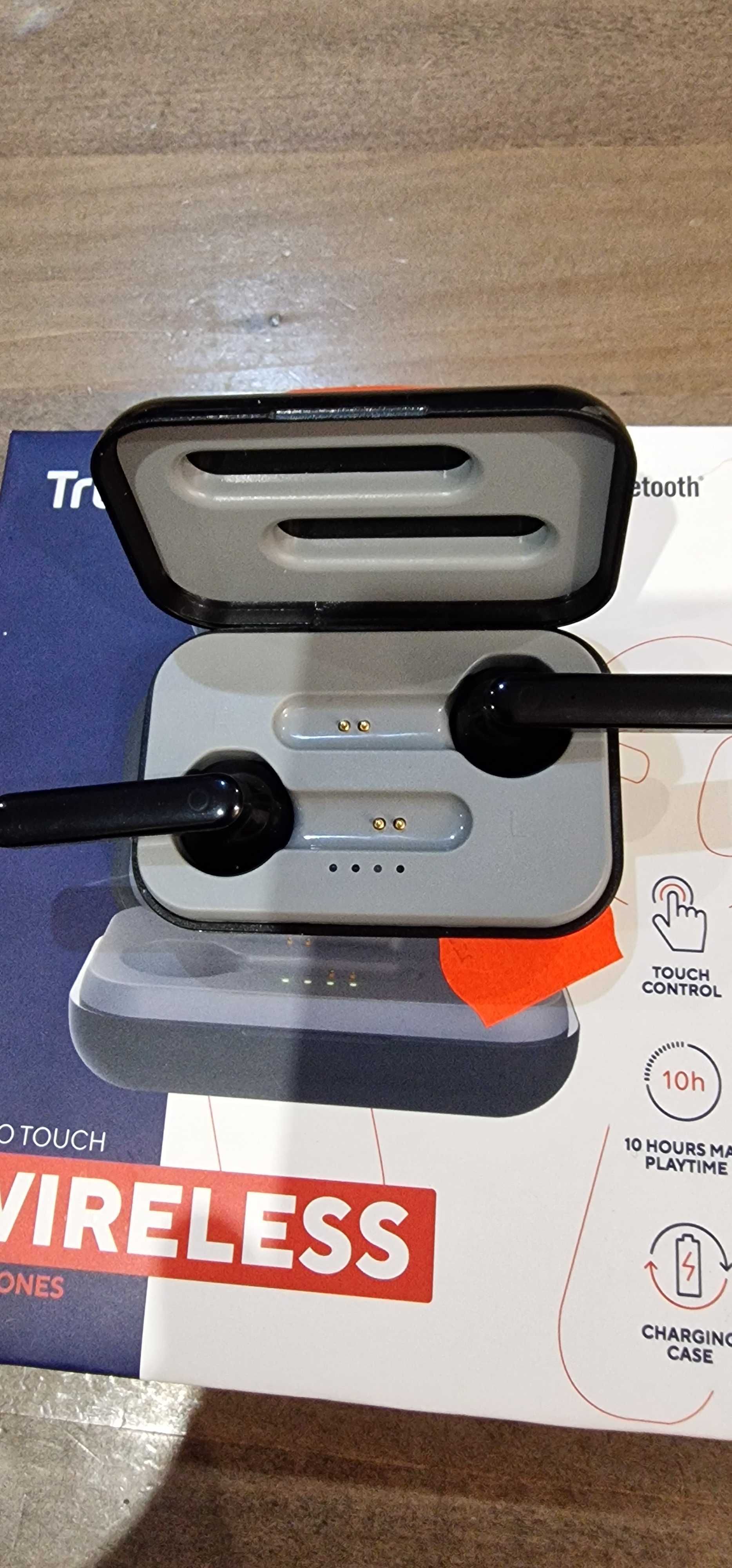 Продавам Bluetooth безжични слушалки Trust