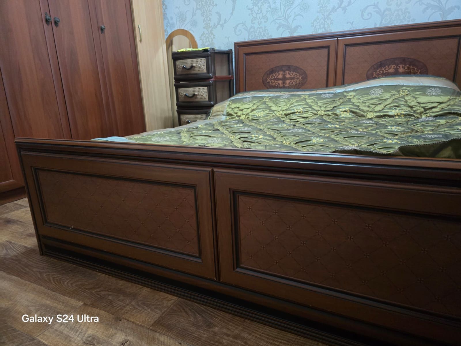 Кровать 1.5 спальная