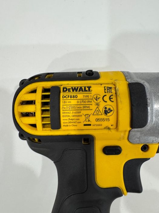 Masina de insurubat cu impact Dewalt DCF880